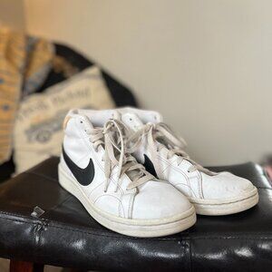 Nike Court Royale 2 Mid-Top Sneaker